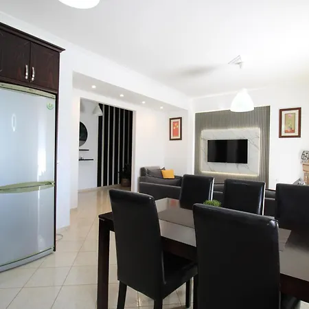 Apartment Omnia Ksamil
