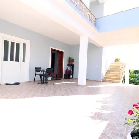 Apartment Omnia *