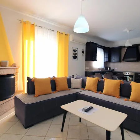 Omnia Apartment