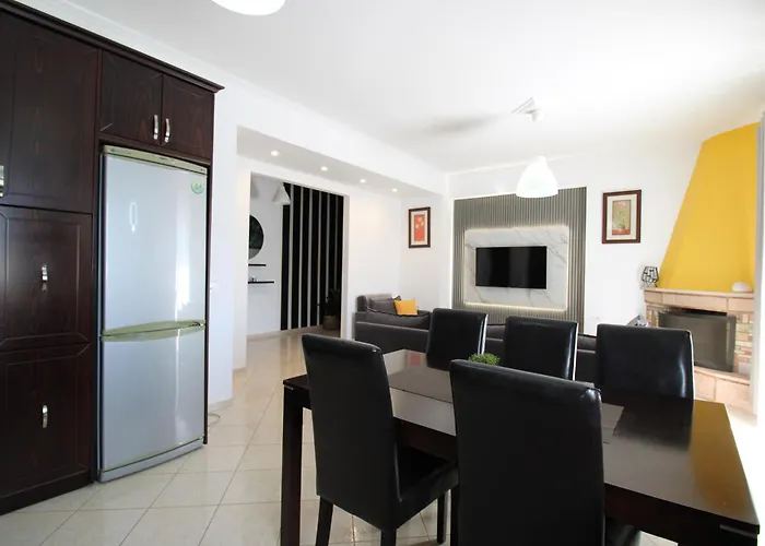 Apartment Omnia Ksamil